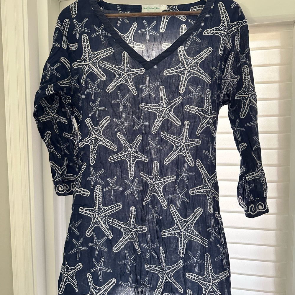 Starfish Patterned V-Neck swimsuit coverup